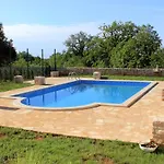 Family Friendly House With A Swimming Pool Valtura, Pula - 6913 Сasa de vacaciones *