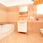 Family Friendly House With A Swimming Pool Valtura, Pula - 6913 Сasa de vacaciones