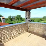 Family Friendly House With A Swimming Pool Valtura, Pula - 6913 Ližnjan